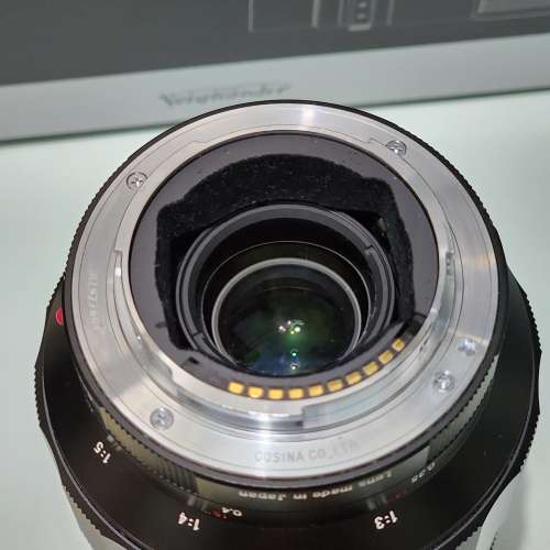 Voigtlander 65mm f2 Macro Apo-Lanthar E mount