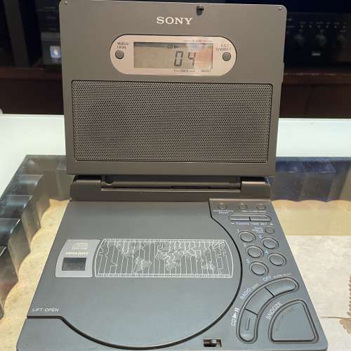 sony icf-cd1000 鬧鐘 radio discman walkman cd player 全正常，八成新