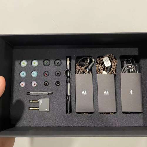 akg N5005入耳式耳機