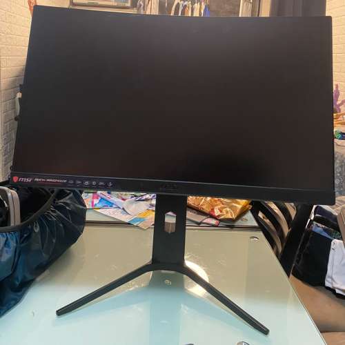 (2隻Mon)MSI 1500R 144hz 24吋曲面電競屏幕及Philips 24 屏幕