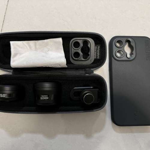 Shiftcam 18mm/60mm Lens and iPhone 14 Pro Max Case