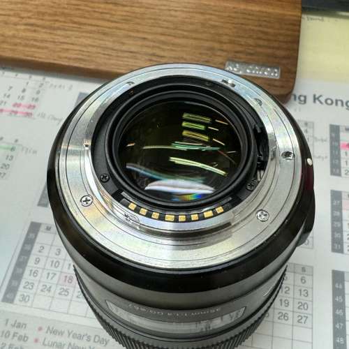 85% Sigma 35mm f1.4 DG DN Art A mount a7ii
