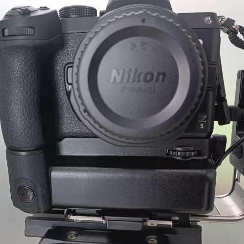 Nikon Z5 Z6 Z7 副廠直倒快門雙電池手柄