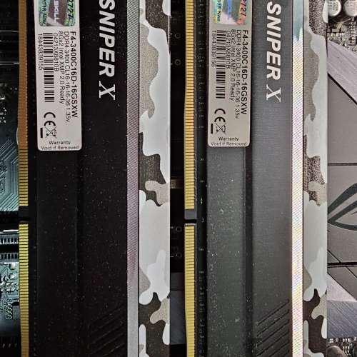 INTEL 9700KF + ROG MAXIMUS XI HERO + G SKILL SNIPER X DDR4 16 GB RAM