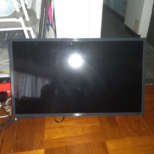 LG 32” 智能 LED iDTV