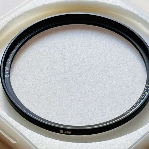 B+W UV-HAZE MRC XS-PRO Nano Filter – 62mm