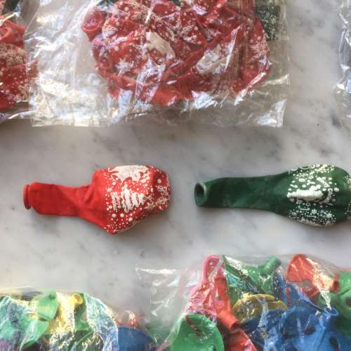 $50 100% Workable 300個全新未用過 氣球 連 氣球托