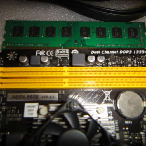 Mother Board Biostar A68N-5600 itx ((連Window10Pro授權啟用碼))連一條8G Ram