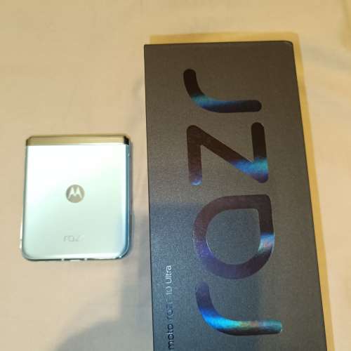 Motorola RAZR 40 Ultra 8+256GB 冰藍色