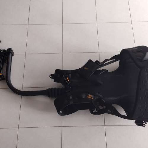 Easyrig Vario 5 with Serene