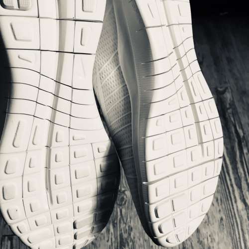 nike white shoes size 40