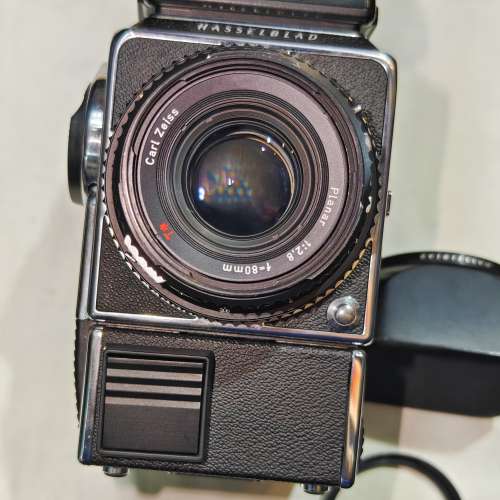 Hasselblad 553ELX + PME 90 測光頂 + A12 菲林後背 + 80/2.8 planar T*
