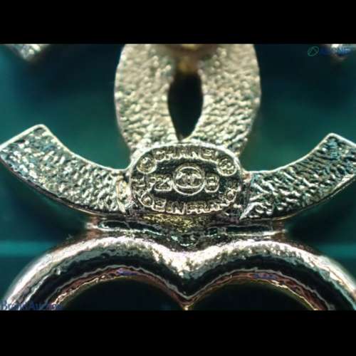 23b雙C愛心鏤空石耳環（金色）