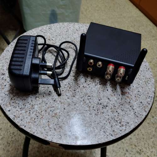 小型藍牙擴音機連火牛