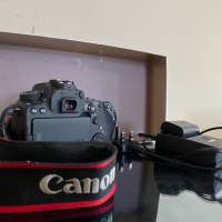 Canon EOS 90D