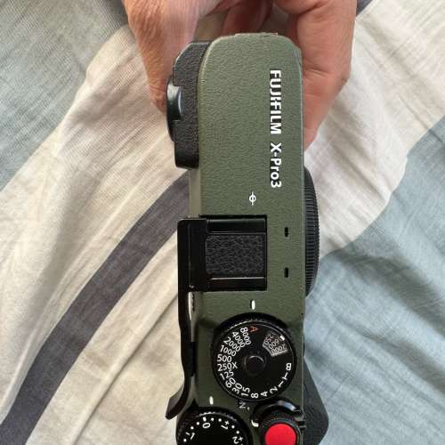 Fuji Xpro3 body+原裝手把+三舊電