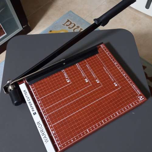 paper cutter 闸纸刀