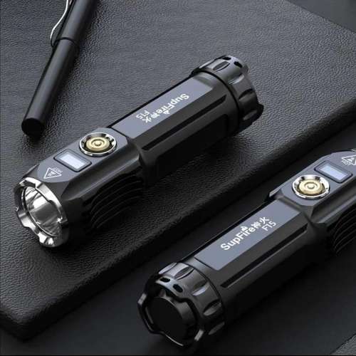神火 SupFire F15 強光充電寶電筒 二千流明，5200 mAh. 數碼顯示屏