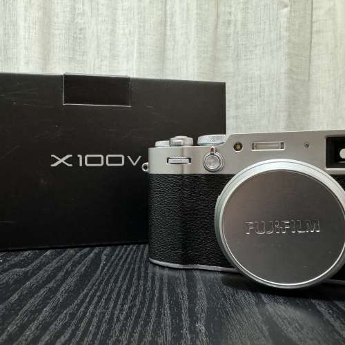 Fujifilm 富士 X100V 銀色 APSC 相機
