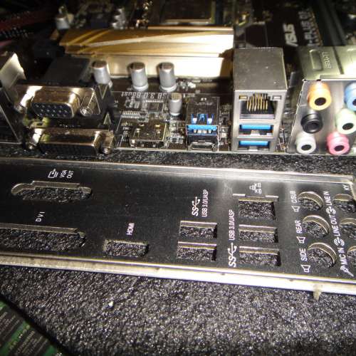 ASUS B150M-PLUS D3 Micro-ATX 主機板 連i3-6100 ((Window10Pro啟用碼)) Socket 1151