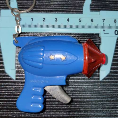 2000 年時代 迷你太空槍 迷你士巴拿 玩具 鑰匙扣 每個單獨出售 Each sold separate...