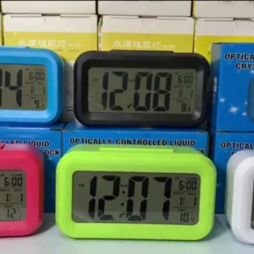 (全新) 背光LED溫度電子鬧鐘 (多款顏色可選)