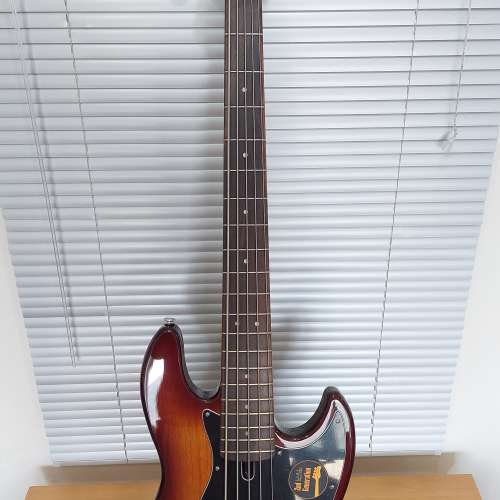 Sire Marcus Miller V3 2nd 5 Strings bass (non fender gibson epiphone ibanze)