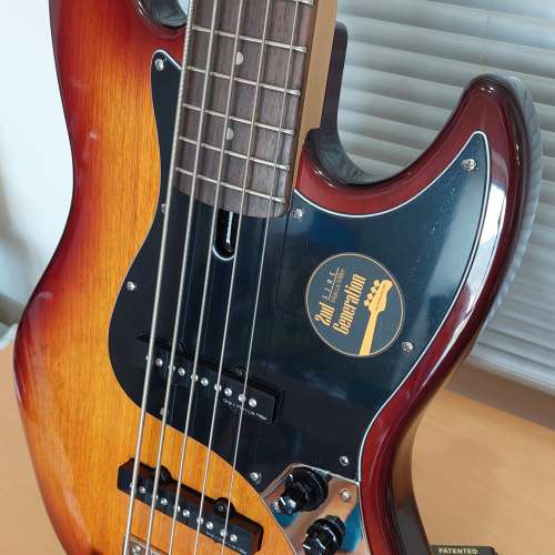 Sire Marcus Miller V3 2nd 5 Strings bass (non fender gibson epiphone ibanze)