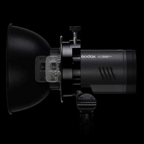 全新 Godox  AD300 Pro TTL 外拍閃光燈