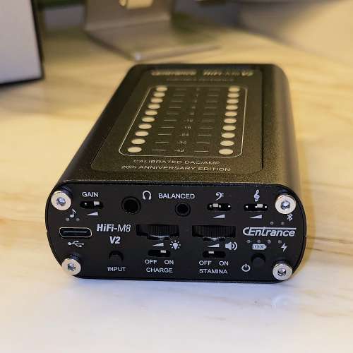 勁抵！！！幾乎全新 美國 Centrance M8 V2 解碼耳擴藍牙接收器 香港行貨 有單有盒 ...
