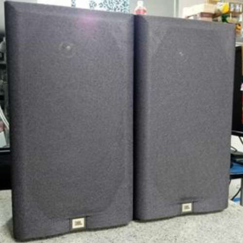 JBL LXE330