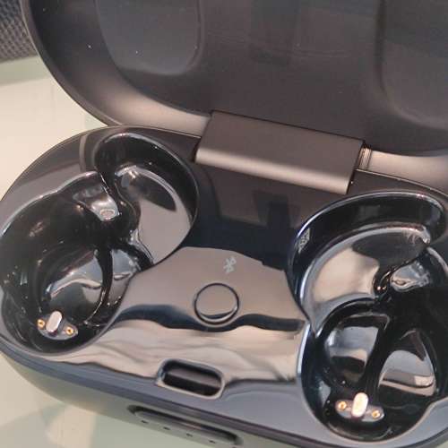 BOSE QUIETCOMFORT EARBUDS