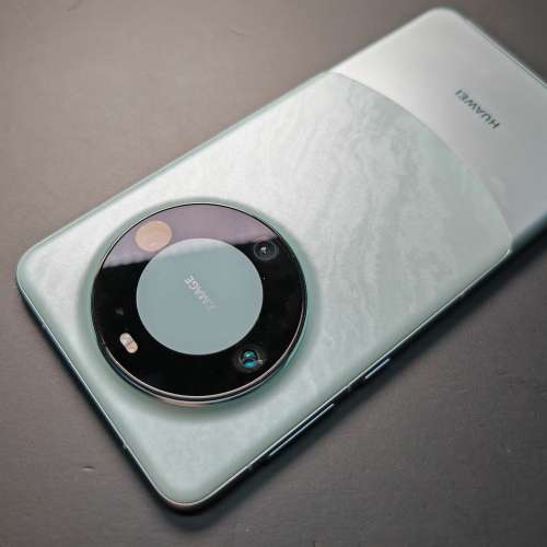 HUAWEI Mate60 Pro 昆侖玻璃版