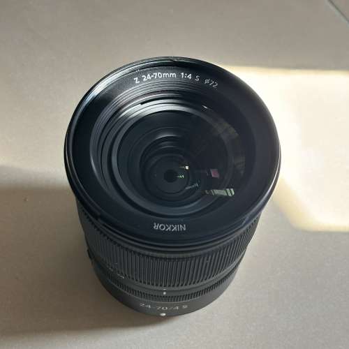 Nikon z 24-70 f/4 s