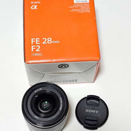 Sony FE 28mm F2 SEL28F20 and Fisheye 16mm SEL057FEC