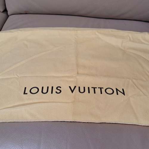 LV 經典男裝斜孭袋