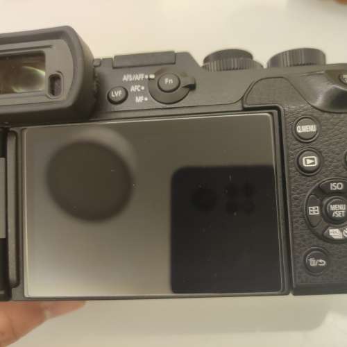 Panasonic GX8，NOT EM1 EM5 OM1 GX9