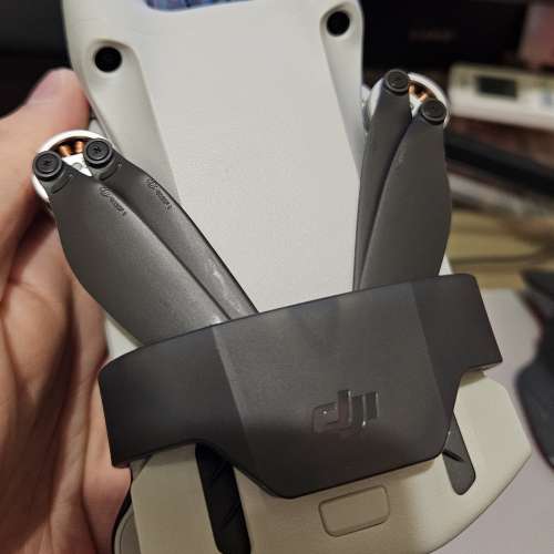 DJI Mini 3 Pro (DJI RC 帶屏遙控器版) + 暢飛長續航包