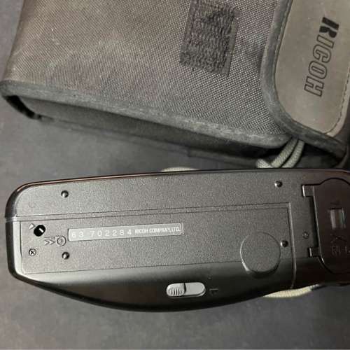 RICOH L-20 菲林相機 連 原裝相機包