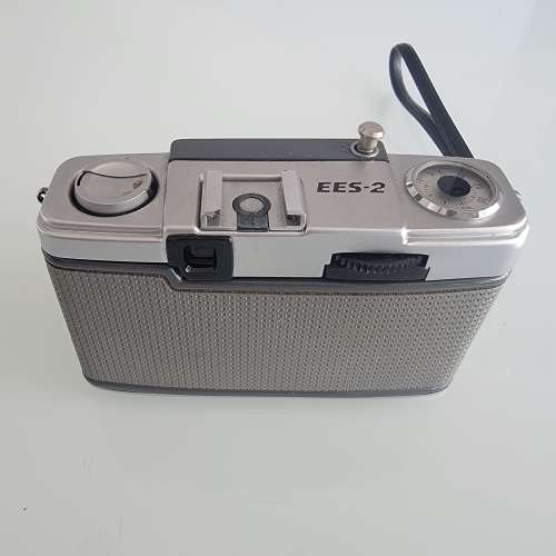 Olympus Pen EES-2 半格菲林相機 (免費)
