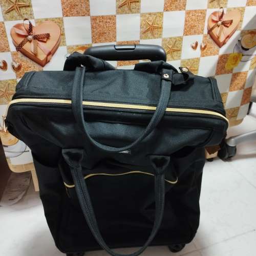 Pierre riche 黑色有輪旅行袋