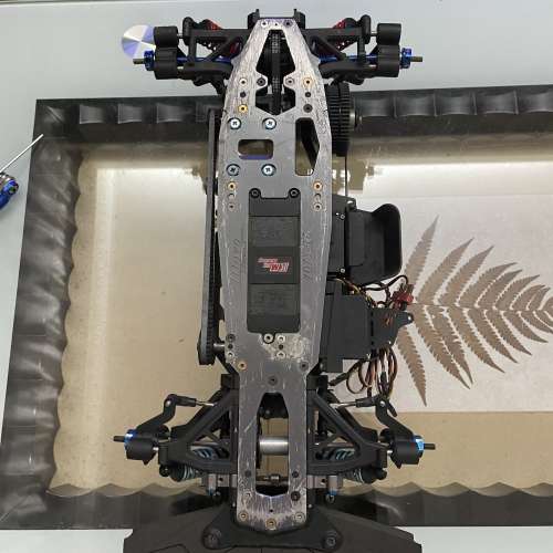 kyosho rrr 油車 零件車，見圖所有