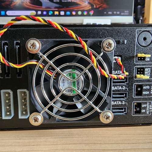 TOOLFREE  3.5寸 3盘位SATA/SAS 硬盘抽取盒