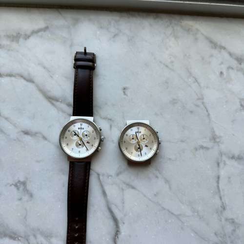 放Braun手錶兩枚 （BN0035)