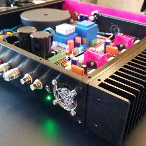 DIY (80W+80W) 合併式擴音機