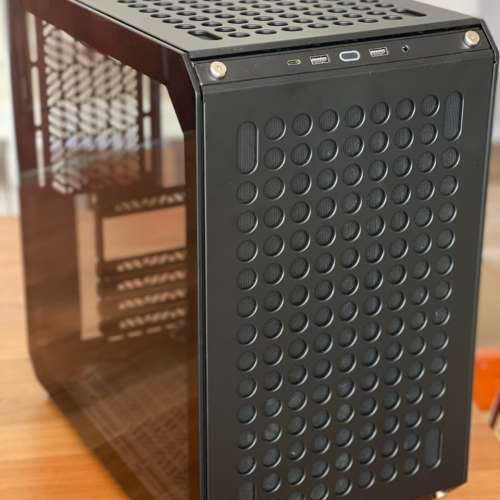 Cooler Master Qube 500 PC case