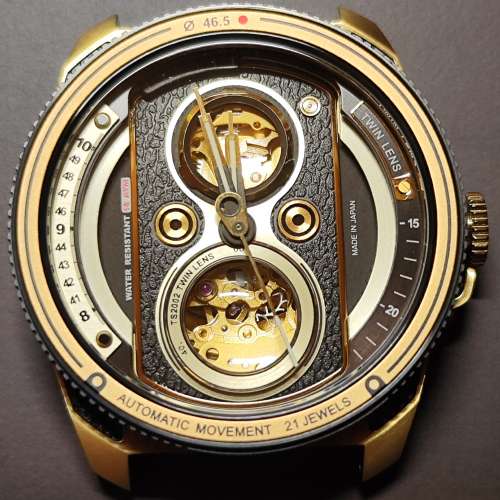 99% new .....全日本制做Tacs 玫瑰金双鏡手錶
