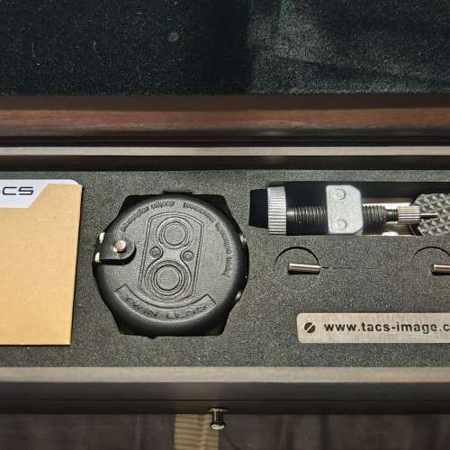 99% new .....全日本制做Tacs 玫瑰金双鏡手錶