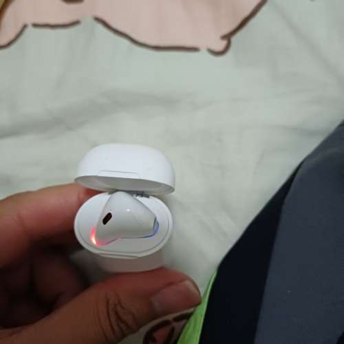 單耳藍芽耳機 100%work 90% new 葵芳交收或順豐到付