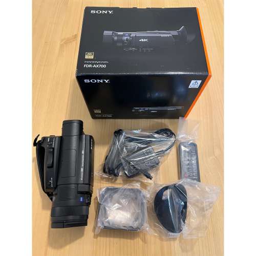 Sony FDR-AX700